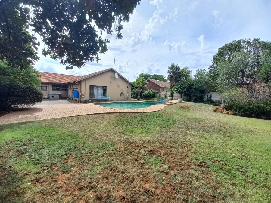 4 Bedroom Property for Sale in Universitas Free State